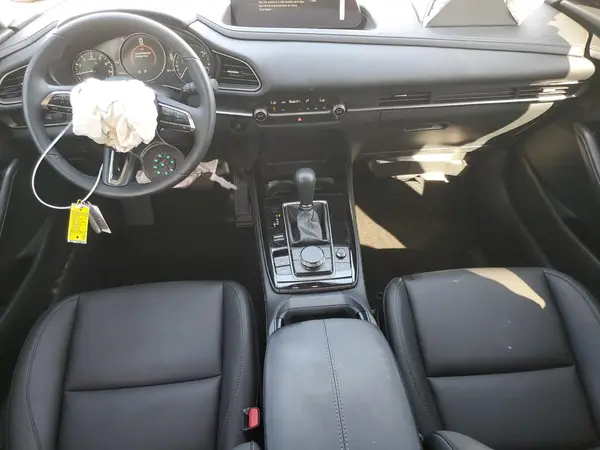 3MVDMBBM5SM828898 2025 MAZDA CX-30 - Image 8