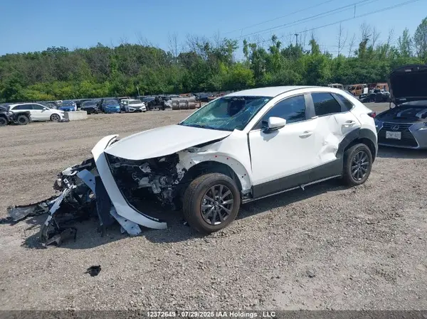 3MVDMBBM5SM848813 2025 MAZDA CX-30 - Image 2