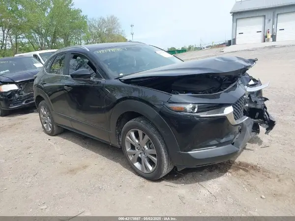 3MVDMBBM6PM554733 2023 MAZDA CX-30 - Image 1