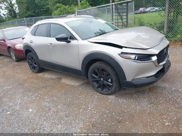 3MVDMBBM6RM618305 2024 MAZDA CX-30 - Image 1