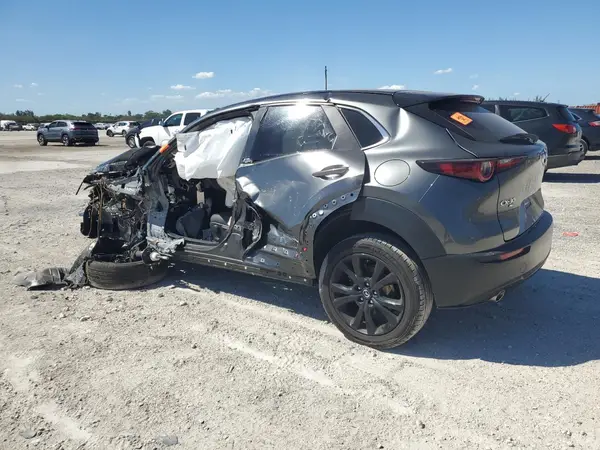 3MVDMBBM6RM631412 2024 MAZDA CX-30 - Image 2