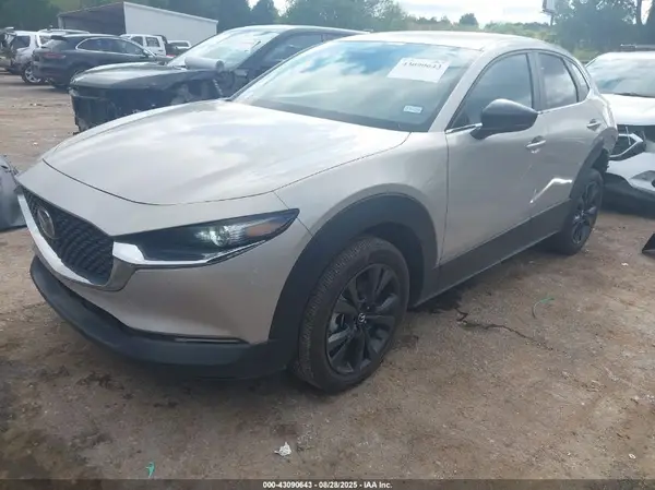 3MVDMBBM6RM640594 2024 MAZDA CX-30 - Image 2