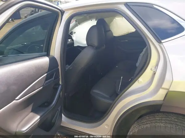 3MVDMBBM6RM663695 2024 MAZDA CX-30 - Image 8