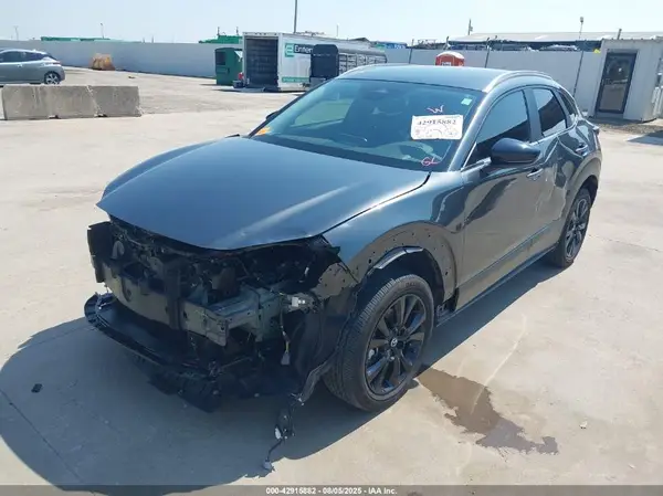 3MVDMBBM6RM682229 2024 MAZDA CX-30 - Image 2