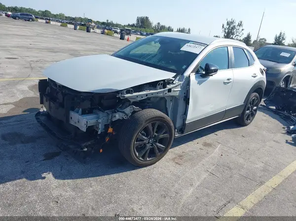 3MVDMBBM6RM692775 2024 MAZDA CX-30 - Image 2