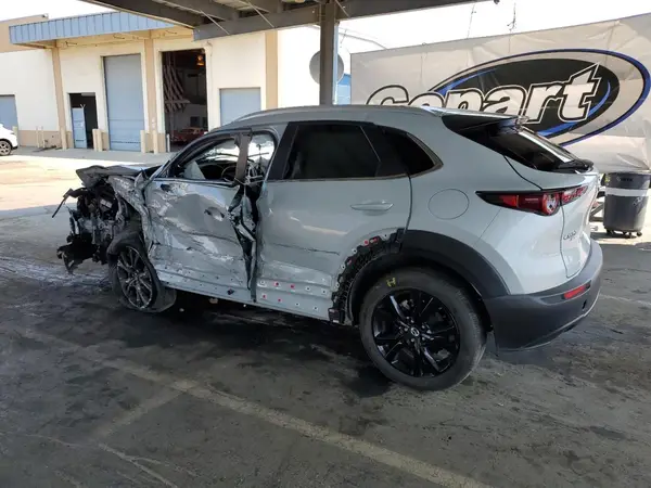 3MVDMBBM6RM693053 2024 MAZDA CX-30 - Image 2