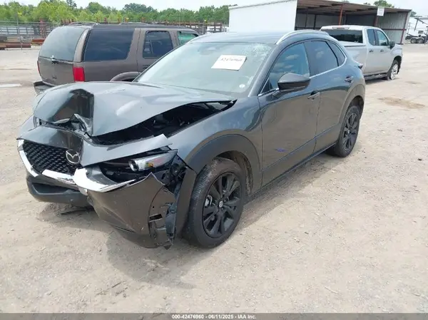 3MVDMBBM6RM710708 2024 MAZDA CX-30 - Image 2