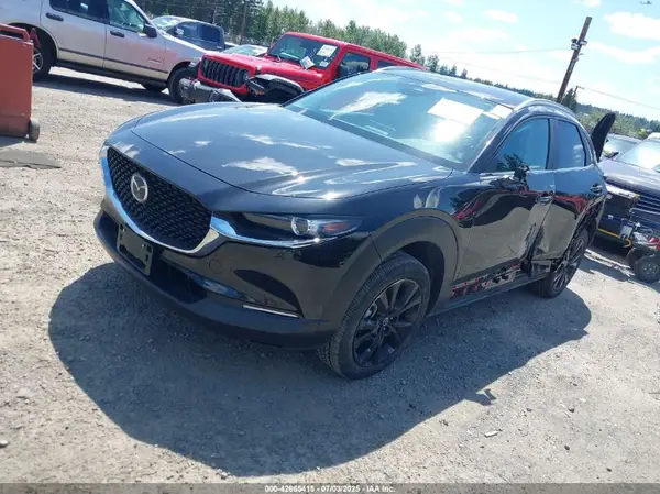 3MVDMBBM6SM755296 2025 MAZDA CX-30 - Image 2
