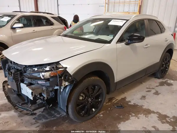 3MVDMBBM6SM757842 2025 MAZDA CX-30 - Image 2