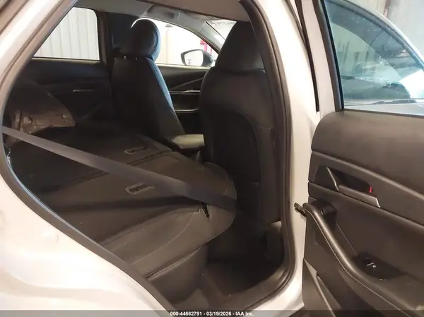 3MVDMBBM6SM757842 2025 MAZDA CX-30 - Image 8