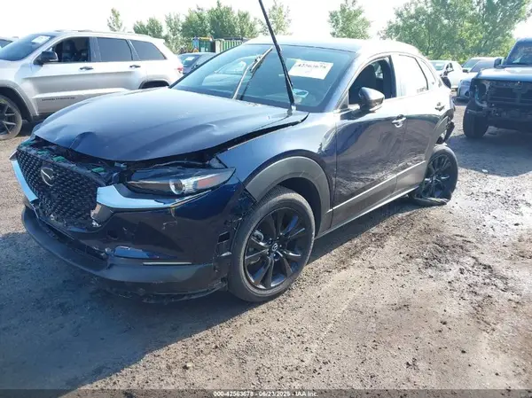 3MVDMBBM6SM767951 2025 MAZDA CX-30 - Image 2