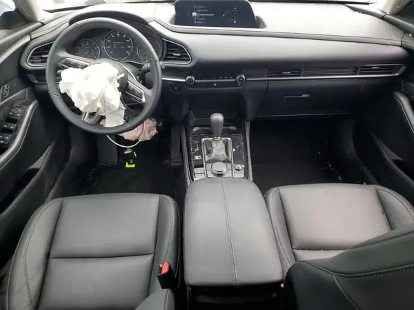 3MVDMBBM6SM784118 2025 MAZDA CX-30 - Image 8