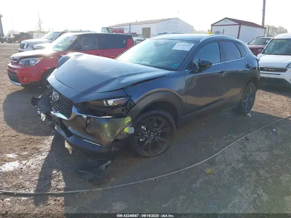 3MVDMBBM6SM829705 2025 MAZDA CX-30 - Image 2