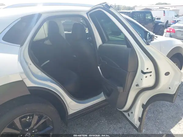 3MVDMBBM6SM847203 2025 MAZDA CX-30 - Image 8