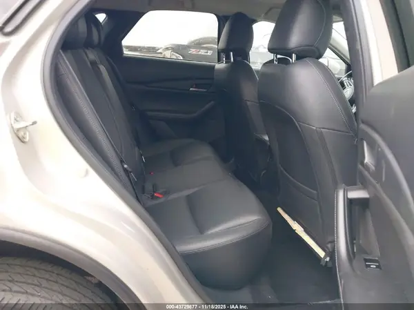 3MVDMBBM7PM529856 2023 MAZDA CX-30 - Image 8