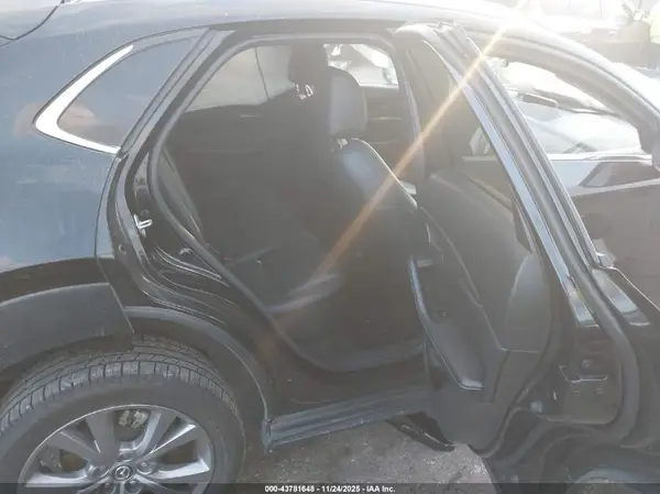 3MVDMBBM7PM533566 2023 MAZDA CX-30 - Image 8