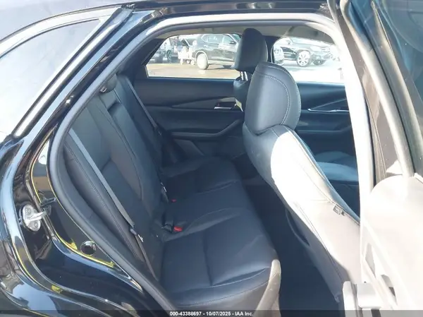 3MVDMBBM7PM550495 2023 MAZDA CX-30 - Image 8