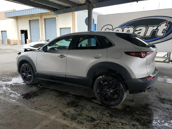 3MVDMBBM7RM628924 2024 MAZDA CX-30 - Image 2