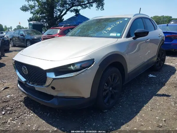 3MVDMBBM7RM680456 2024 MAZDA CX-30 - Image 2
