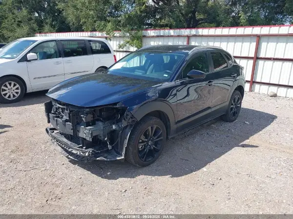 3MVDMBBM7RM697869 2024 MAZDA CX-30 - Image 2
