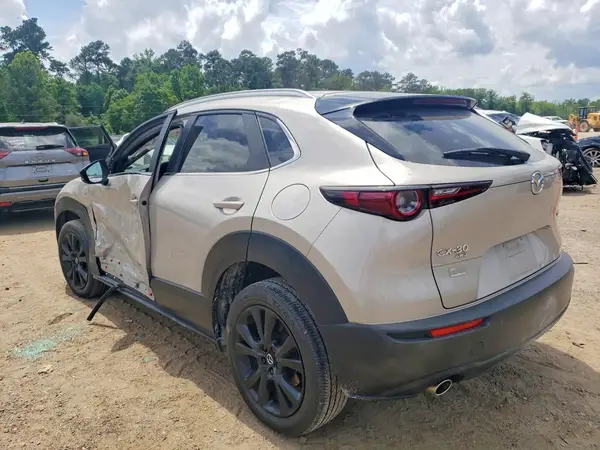 3MVDMBBM7RM700978 2024 MAZDA CX-30 - Image 2