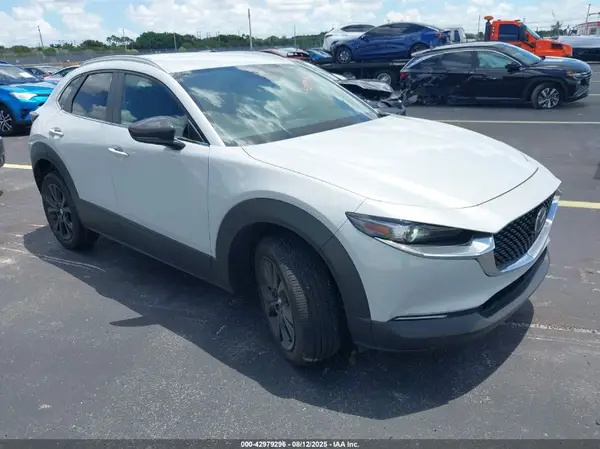 3MVDMBBM7SM761270 2025 MAZDA CX-30 - Image 1