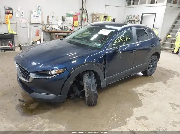 3MVDMBBM7SM786282 2025 MAZDA CX-30 - Image 2
