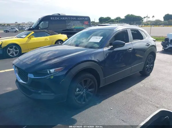3MVDMBBM7SM795290 2025 MAZDA CX-30 - Image 2