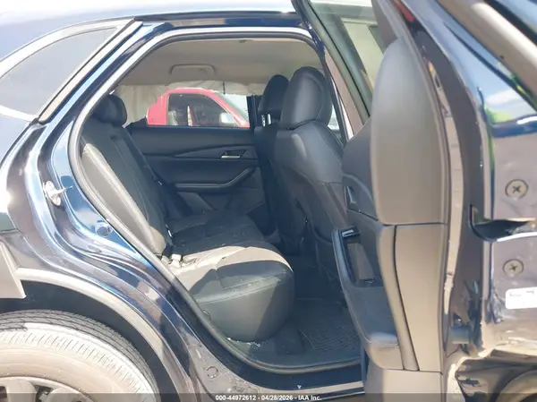 3MVDMBBM7SM852717 2025 MAZDA CX-30 - Image 8