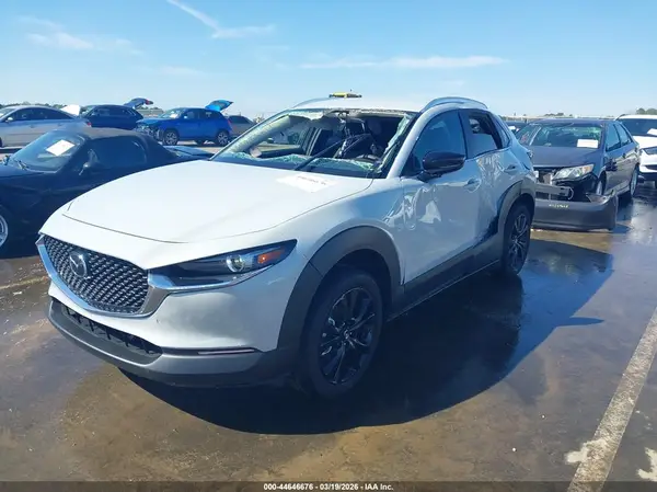 3MVDMBBM7SM865192 2025 MAZDA CX-30 - Image 2