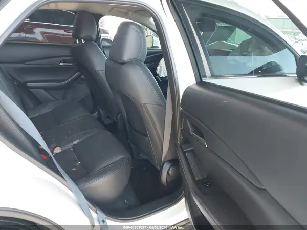3MVDMBBM8PM534161 2023 MAZDA CX-30 - Image 8