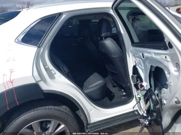 3MVDMBBM8PM581691 2023 MAZDA CX-30 - Image 8