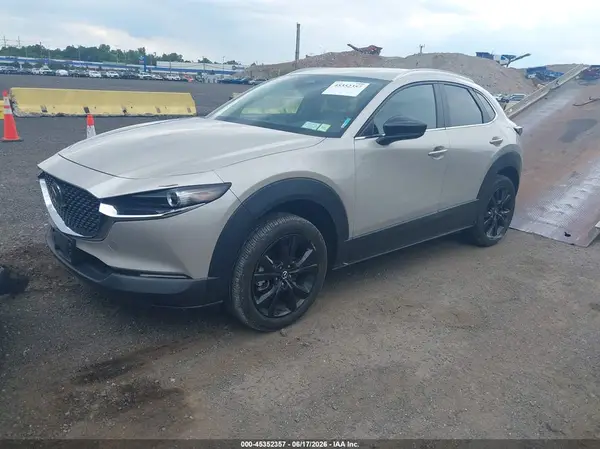 3MVDMBBM8RM646140 2024 MAZDA CX-30 - Image 2