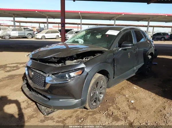 3MVDMBBM8RM702190 2024 MAZDA CX-30 - Image 2