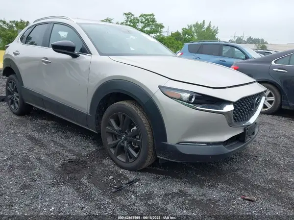 3MVDMBBM8RM718163 2024 MAZDA CX-30 - Image 1