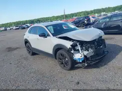 3MVDMBBM8SM762914 2025 MAZDA CX-30