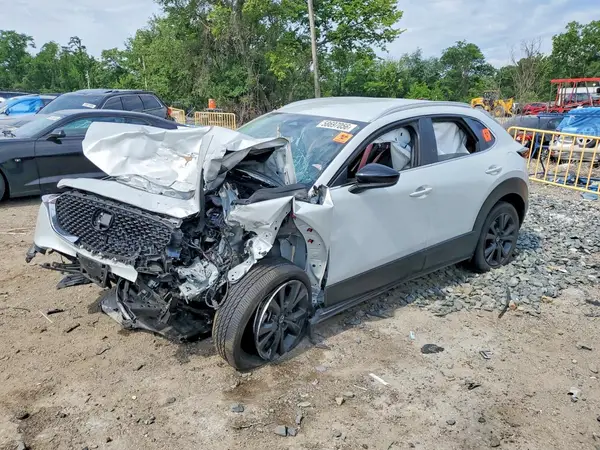 3MVDMBBM8SM798604 2025 MAZDA CX-30 - Image 1