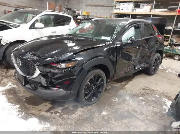 3MVDMBBM8SM800366 2025 MAZDA CX-30 - Image 2