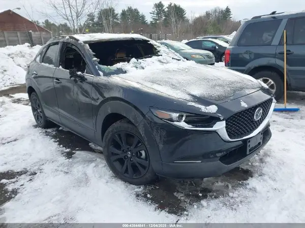 3MVDMBBM8SM816096 2025 MAZDA CX-30 - Image 1