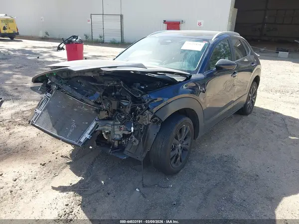 3MVDMBBM8SM835067 2025 MAZDA CX-30 - Image 2