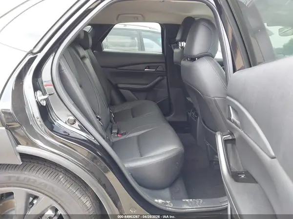 3MVDMBBM8SM867887 2025 MAZDA CX-30 - Image 8