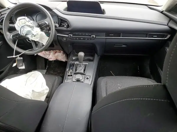 3MVDMBBM8SM871597 2025 MAZDA CX-30 - Image 8