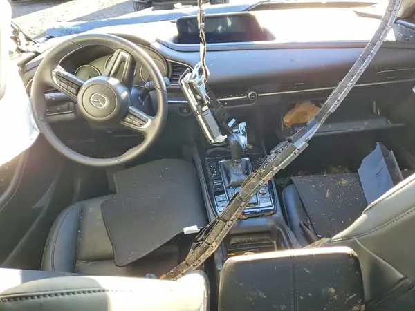 3MVDMBBM9RM641383 2024 MAZDA CX-30 - Image 8