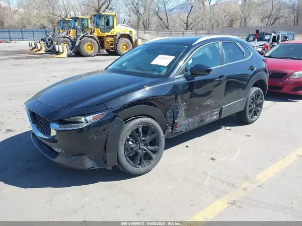 3MVDMBBM9RM645451 2024 MAZDA CX-30 - Image 2