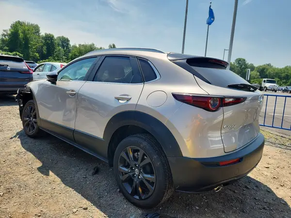 3MVDMBBM9RM676067 2024 MAZDA CX-30 - Image 2
