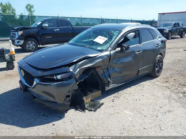 3MVDMBBM9RM690275 2024 MAZDA CX-30 - Image 2
