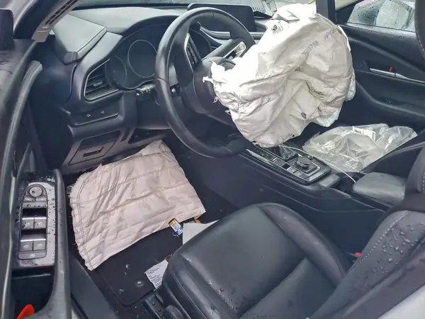 3MVDMBBM9RM700612 2024 MAZDA CX-30 - Image 8