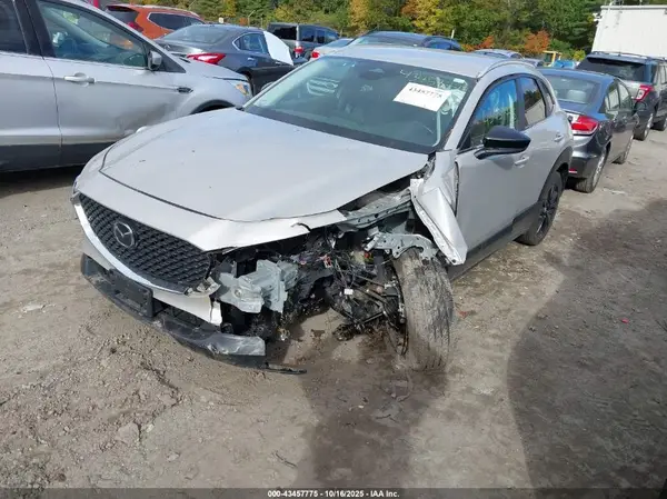 3MVDMBBM9RM704563 2024 MAZDA CX-30 - Image 2