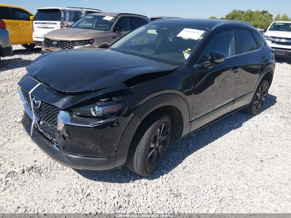 3MVDMBBM9SM756913 2025 MAZDA CX-30 - Image 2