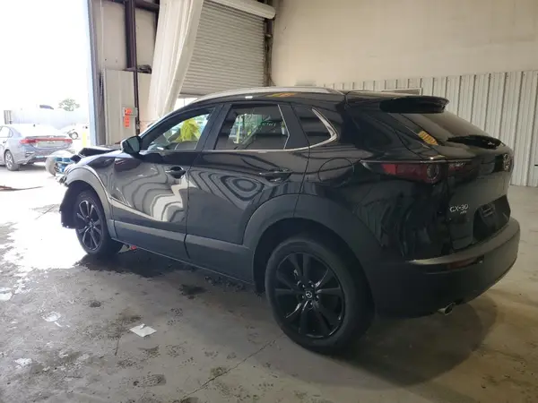 3MVDMBBM9SM757561 2025 MAZDA CX-30 - Image 2